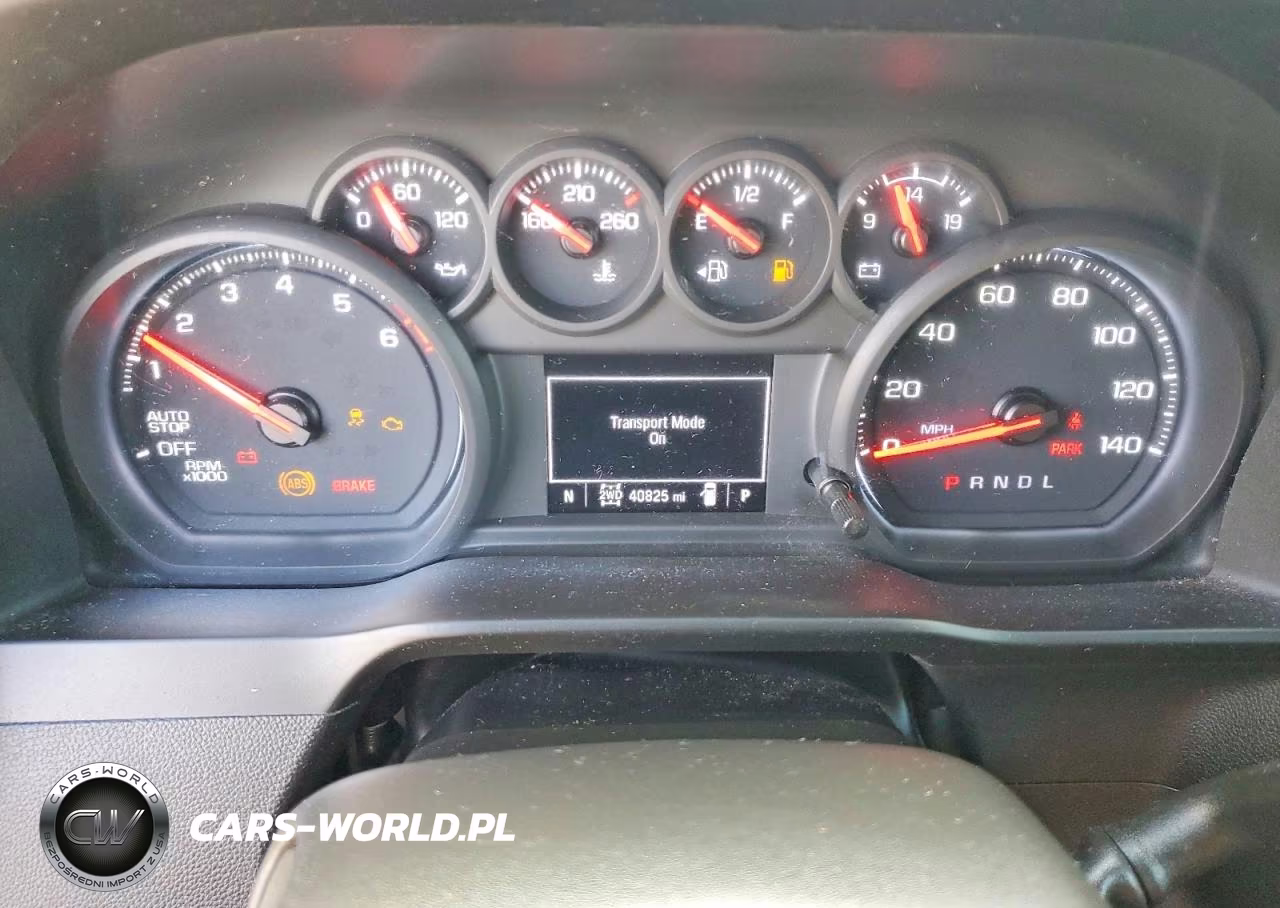 2022 Chevrolet Silverado K1500 Custom VIN:1GCPDBEK1NZ598479 - 9