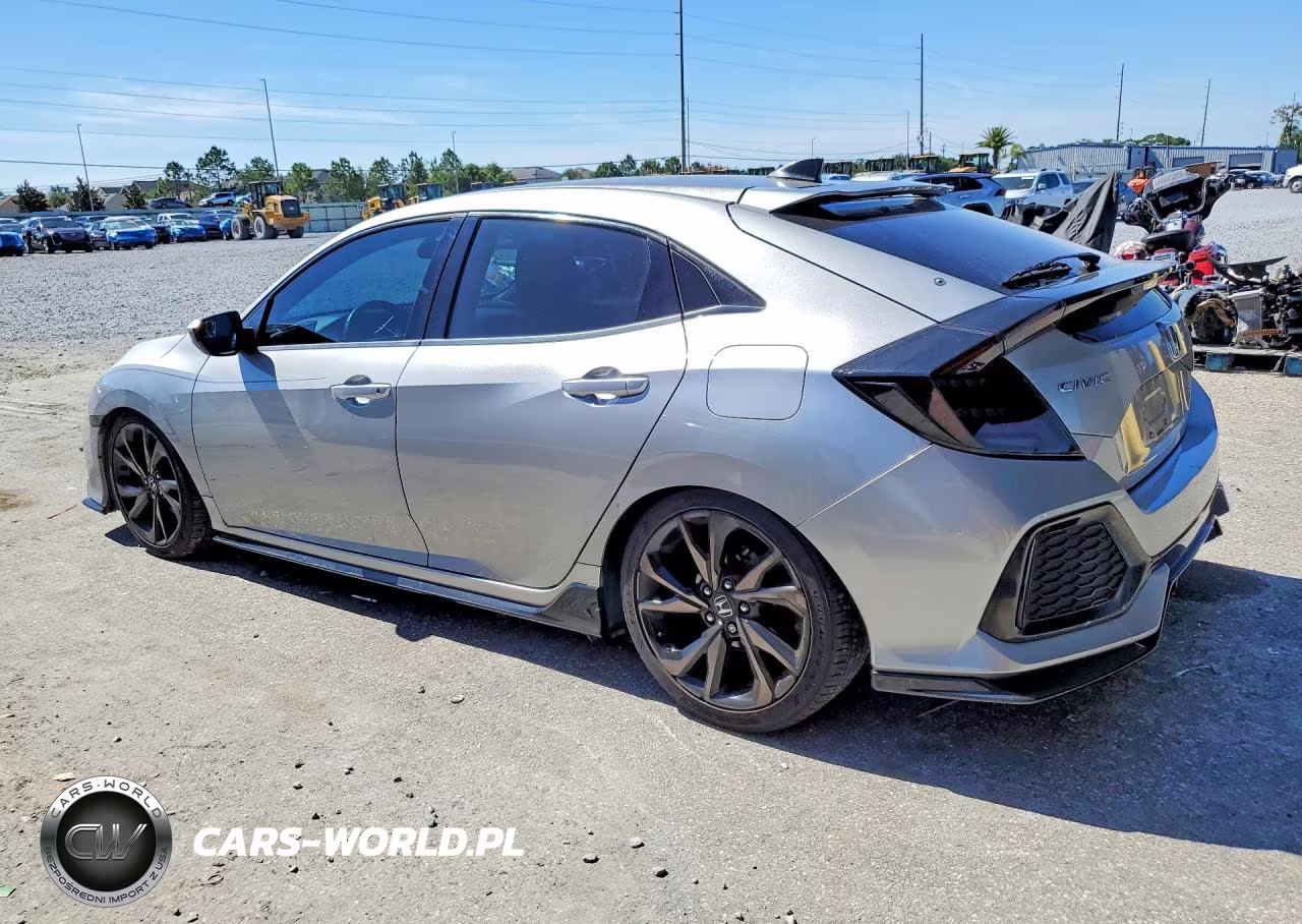 2018 Honda Civic Sport VIN:SHHFK7H43JU226216 - 2
