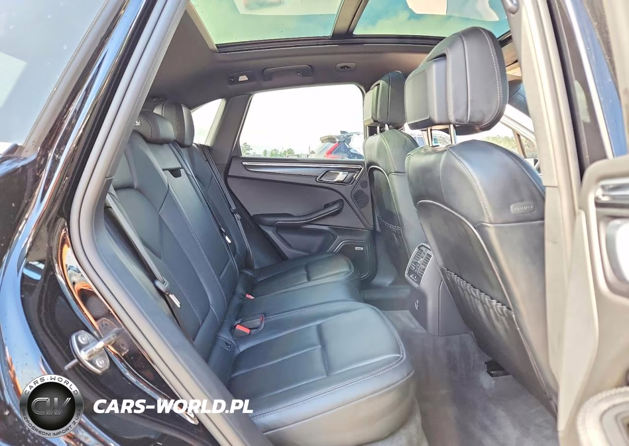 2025 Porsche Macan Base VIN:WP1AA2A55SLB11263 - 11