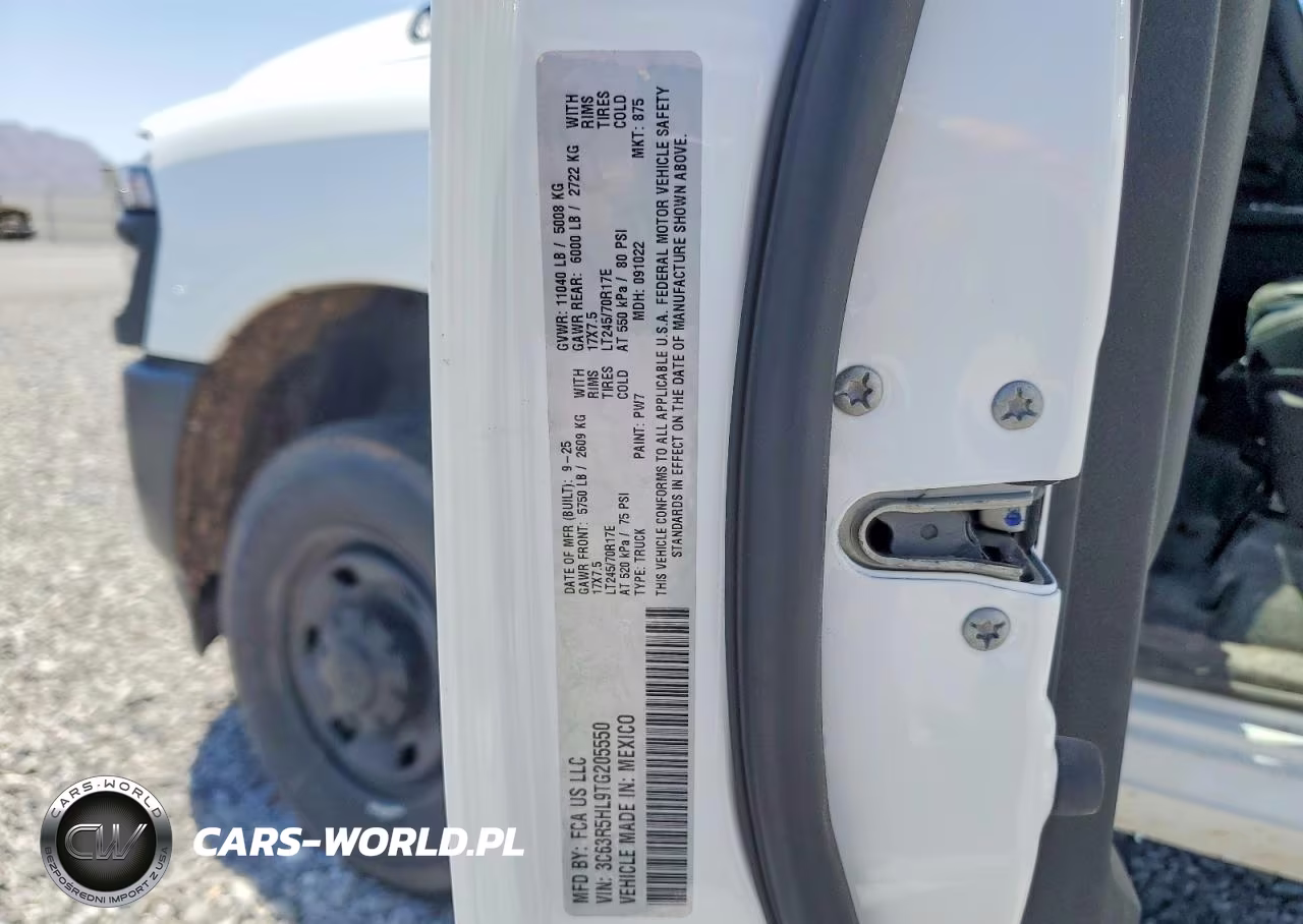 2026 Ram 2500 Tradesman VIN:3C63R5HL9TG205550 - 14
