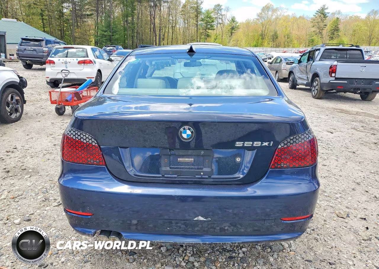 2008 BMW 528 Xi VIN:WBANV13578CZ51016 - 6