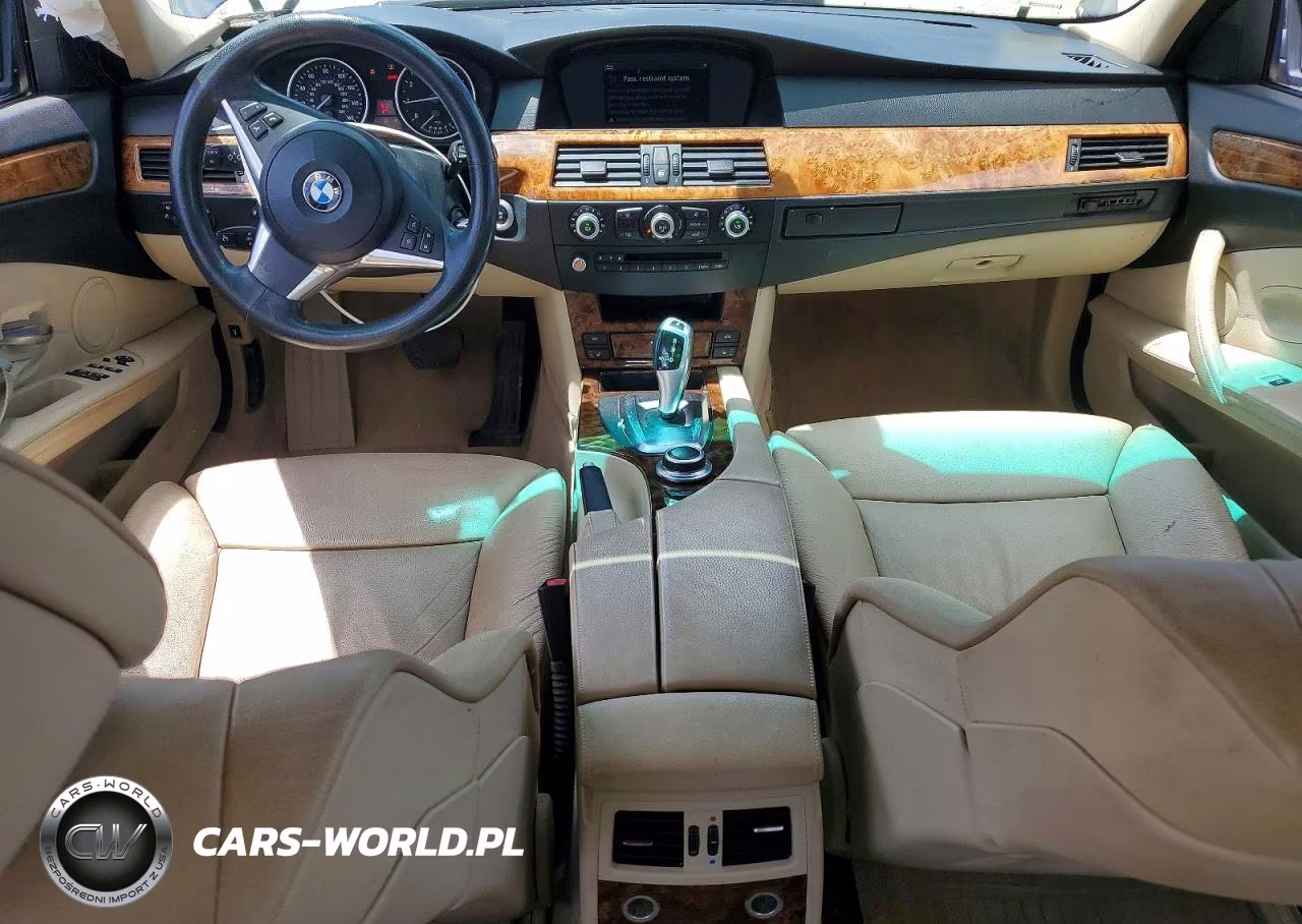 2008 BMW 528 Xi VIN:WBANV13578CZ51016 - 8