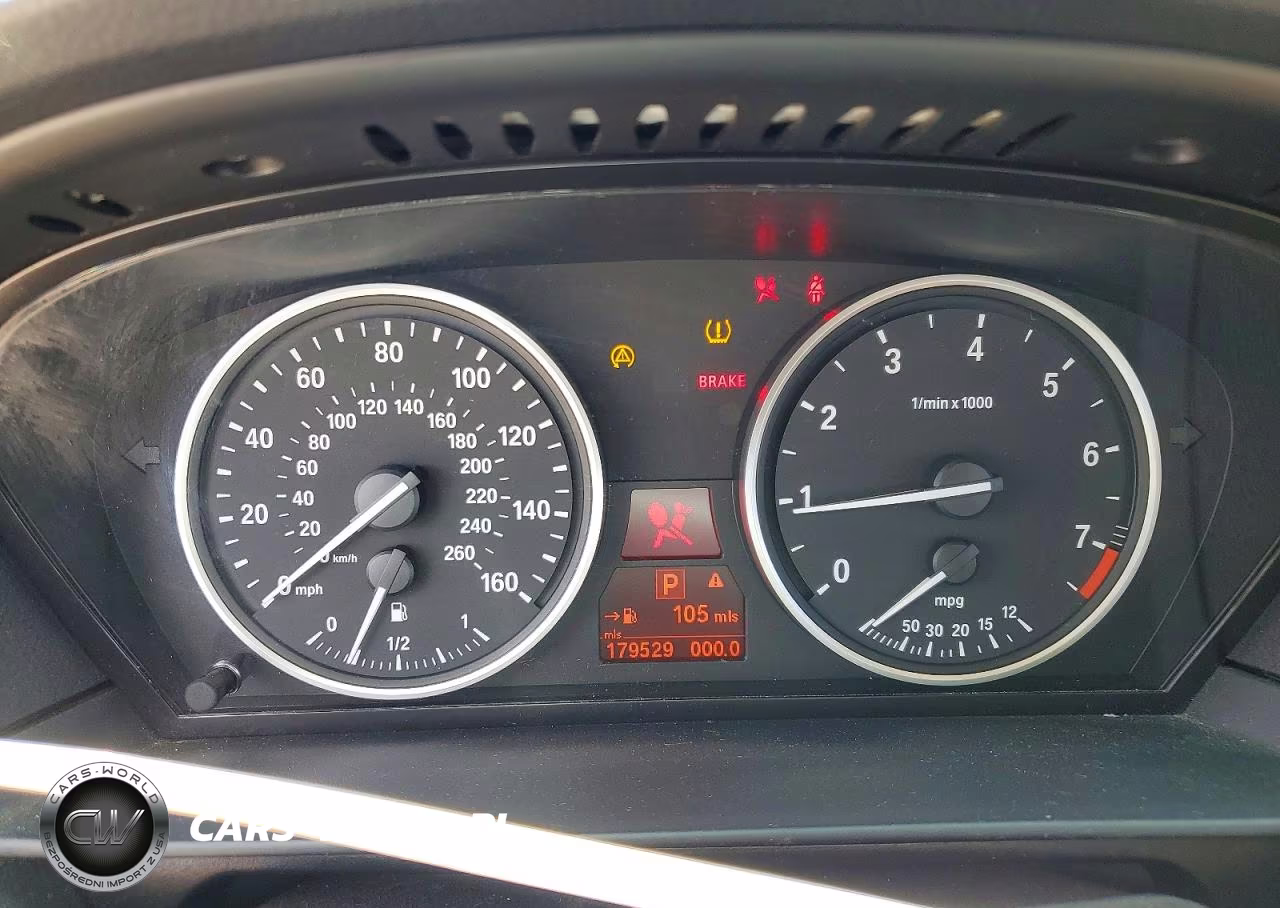 2008 BMW 528 Xi VIN:WBANV13578CZ51016 - 9