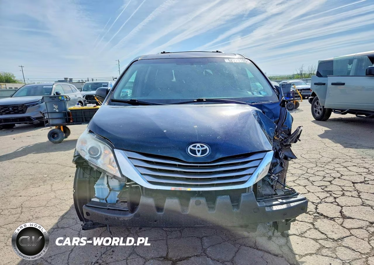 2017 Toyota Sienna Xle 8-Passenger VIN:5TDYZ3DCXHS778474 - 5