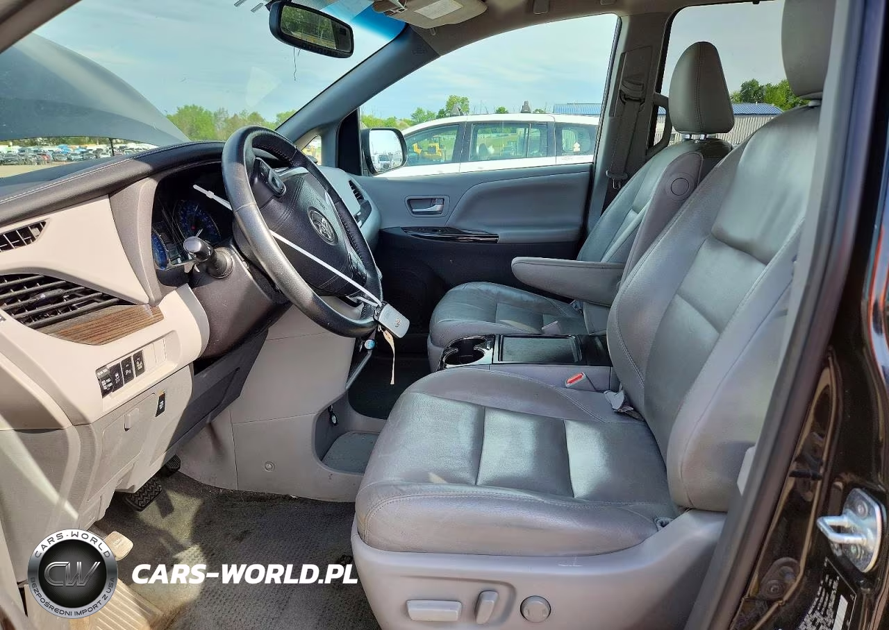 2017 Toyota Sienna Xle 8-Passenger VIN:5TDYZ3DCXHS778474 - 7