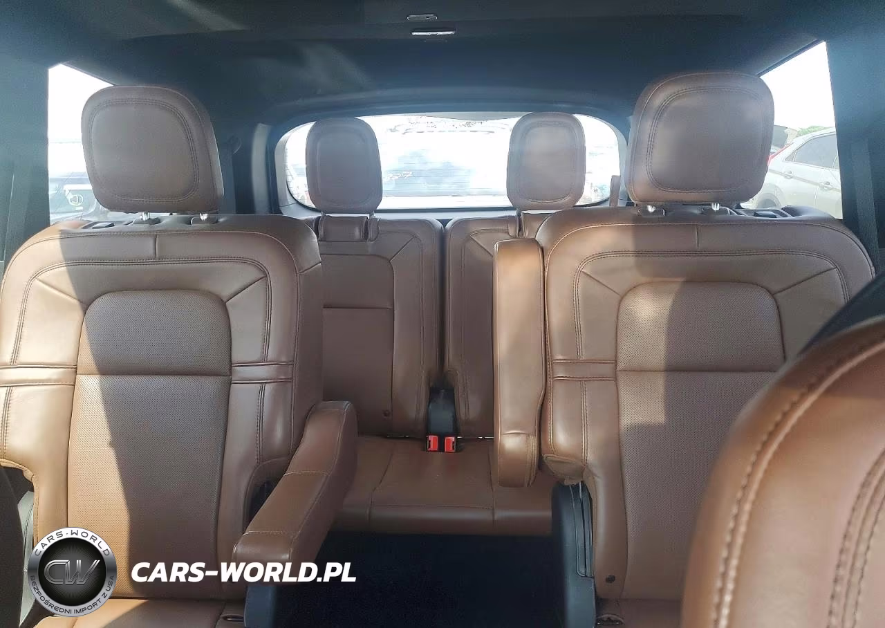 2020 Lincoln Aviator Reserve VIN:5LM5J7XC1LGL22856 - 10