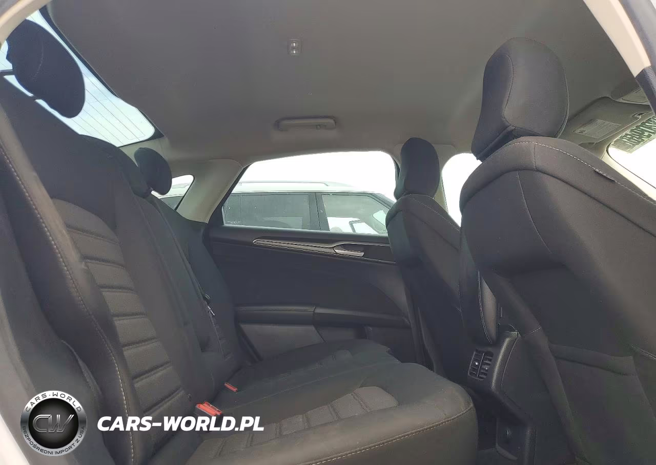 2020 Ford Fusion Se VIN:3FA6P0HD3LR167931 - 10
