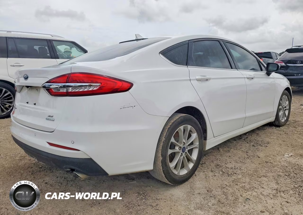 2020 Ford Fusion Se VIN:3FA6P0HD3LR167931 - 3