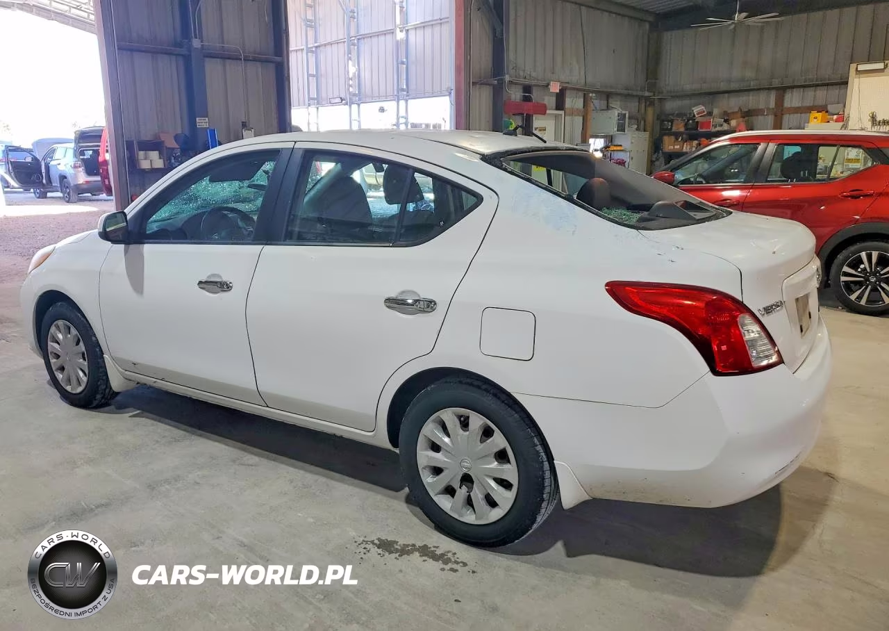 2012 Nissan Versa 1.6 S VIN:3N1CN7AP4CL867382 - 2