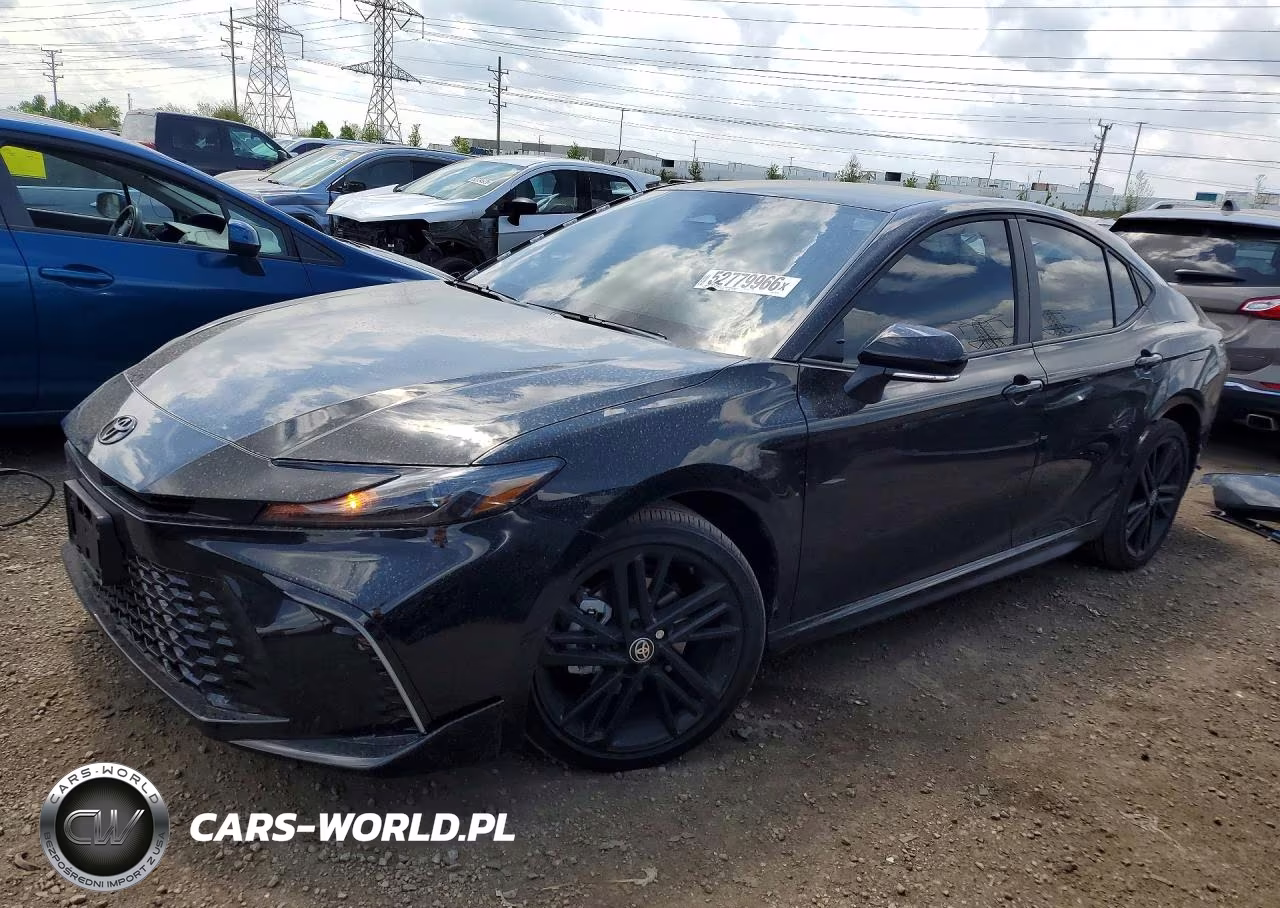 2026 Toyota Camry Nightshade – zdjęcie 1 z 13