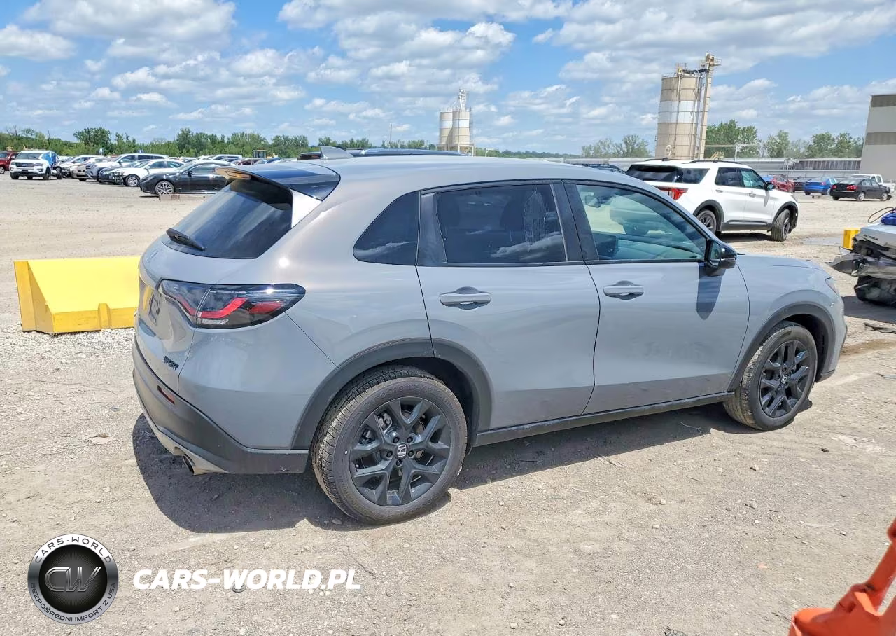 2025 Honda Hr-V Sport VIN:3CZRZ2H52SM761633 - 3