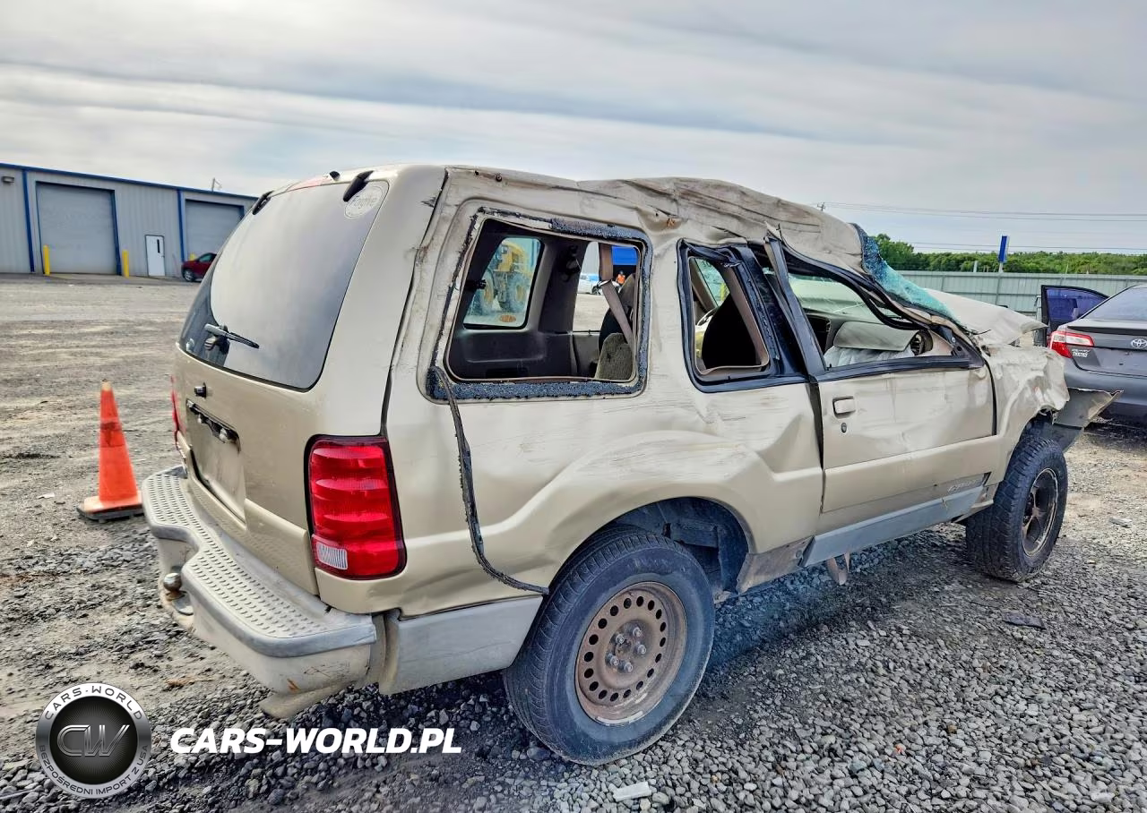 2002 Ford Explorer Sport VIN:1FMYU60EX2UC80863 - 3