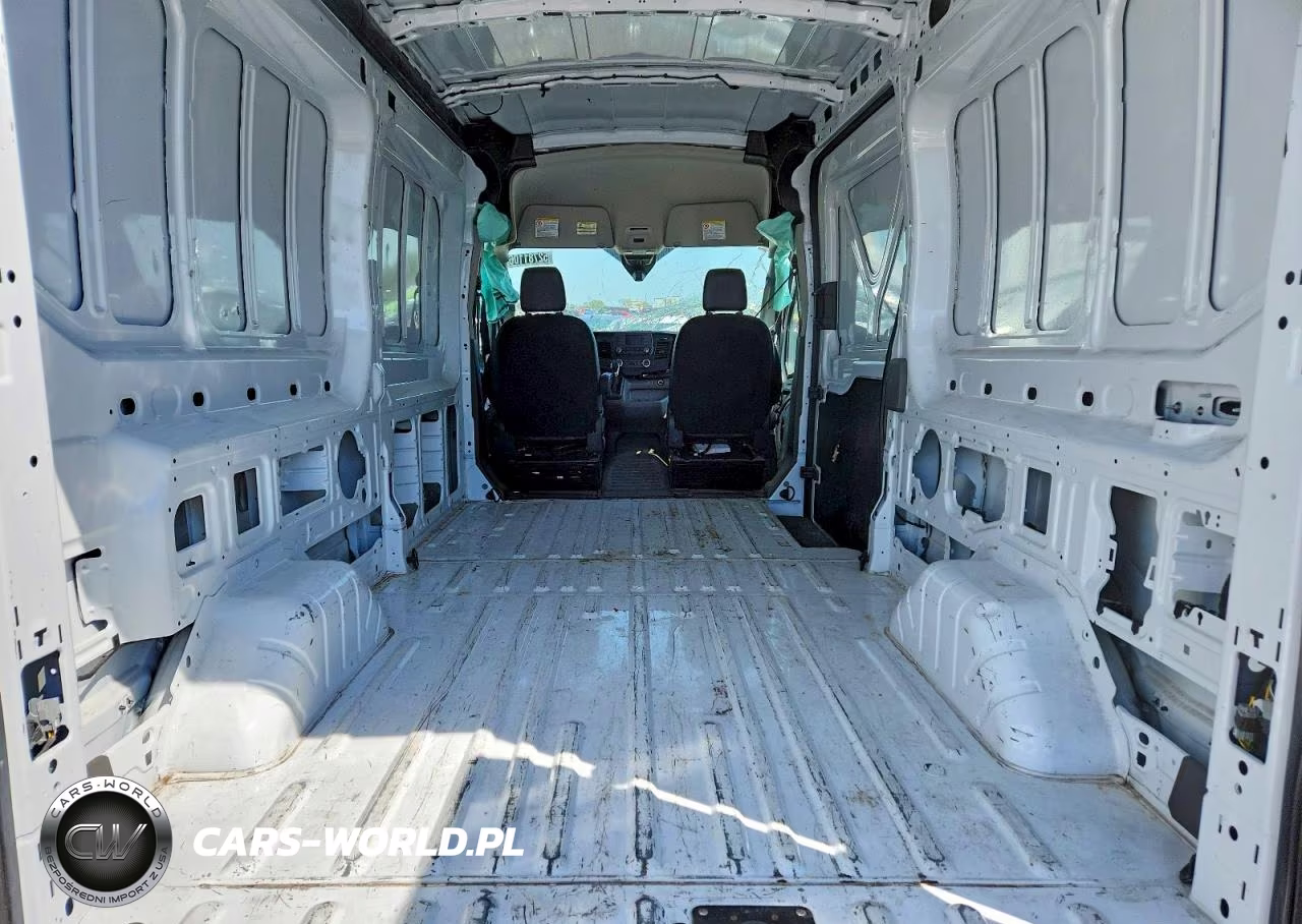 2023 Ford Transit T-250 VIN:1FTBR2C89PKB37528 - 10