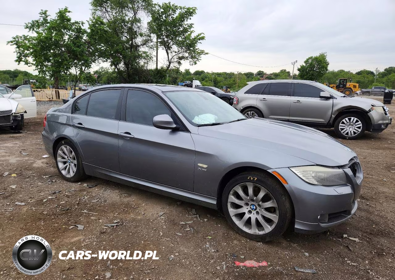 2011 BMW 328 Xi VIN:WBAPK7G54BNN71318 - 4