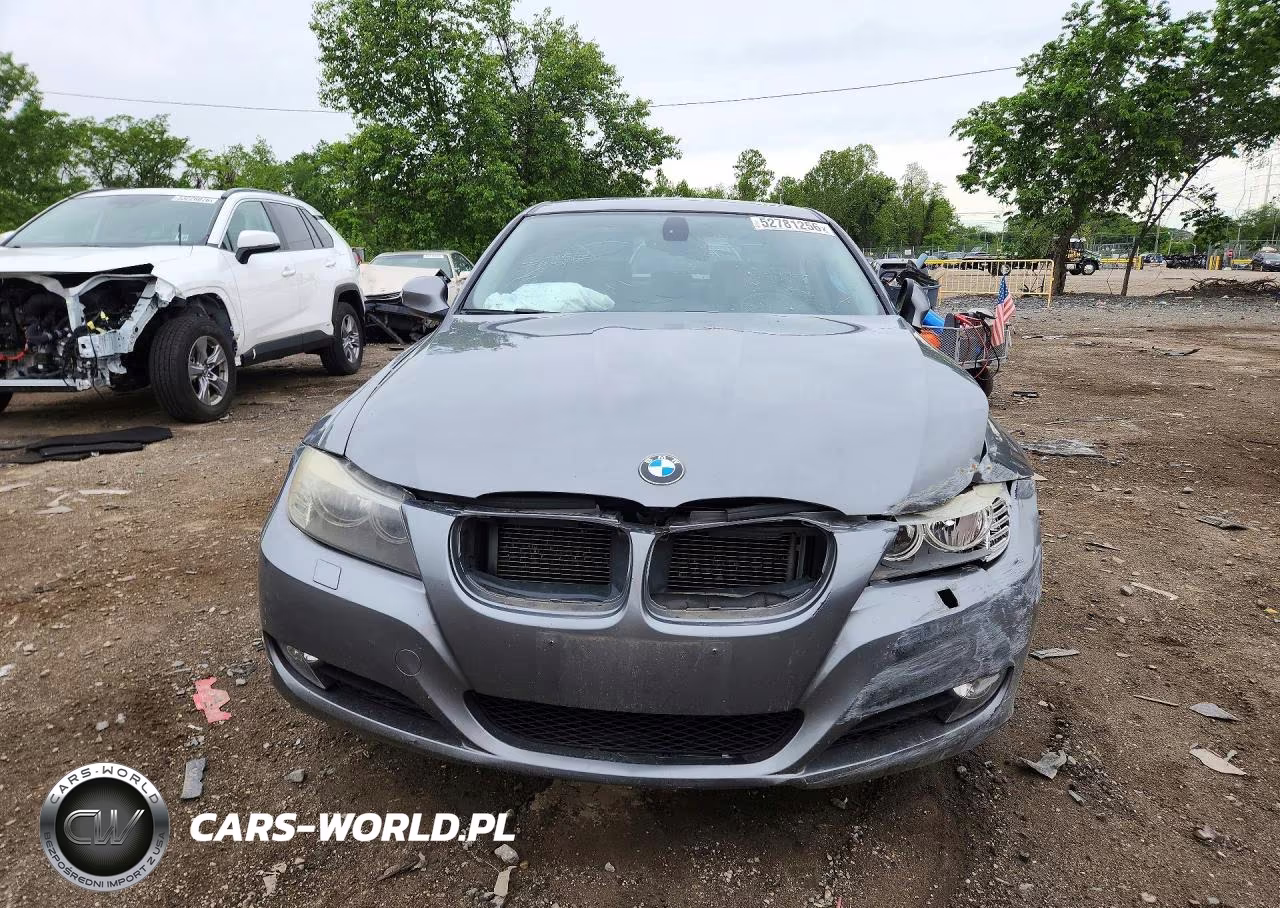 2011 BMW 328 Xi VIN:WBAPK7G54BNN71318 - 5
