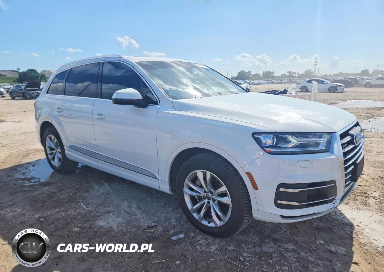 2017 Audi Q7 Premium VIN:WA1AHAF79HD042690 - 4