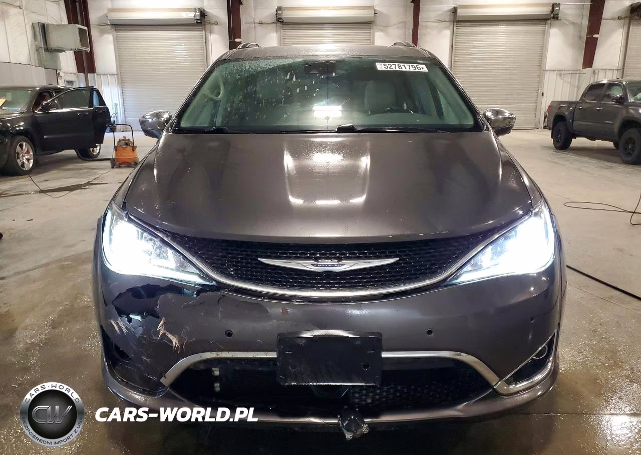 2017 Chrysler Pacifica Limited VIN:2C4RC1GG7HR627500 - 5