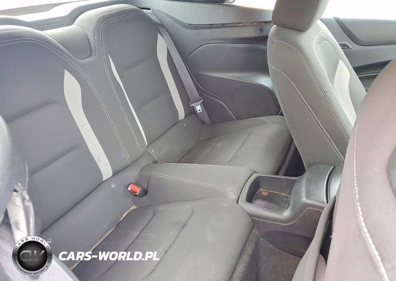 2020 Chevrolet Camaro Ls VIN:1G1FB3DX2L0119839 - 10