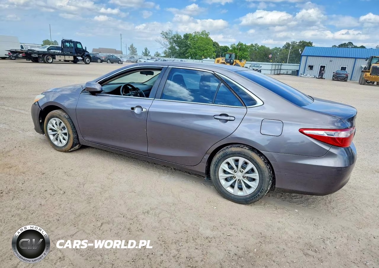 2016 Toyota Camry Le VIN:4T4BF1FK0GR559140 - 2