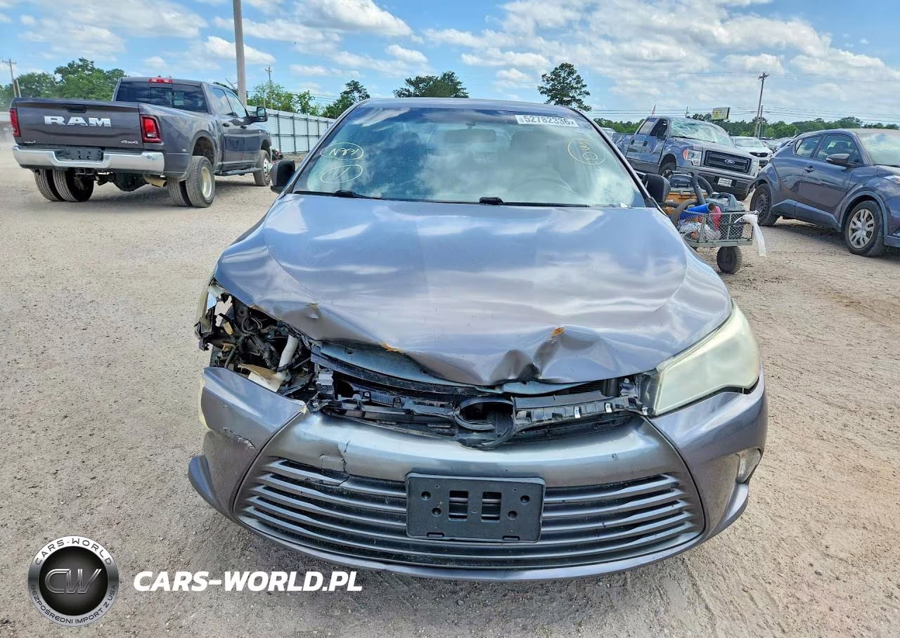 2016 Toyota Camry Le VIN:4T4BF1FK0GR559140 - 5