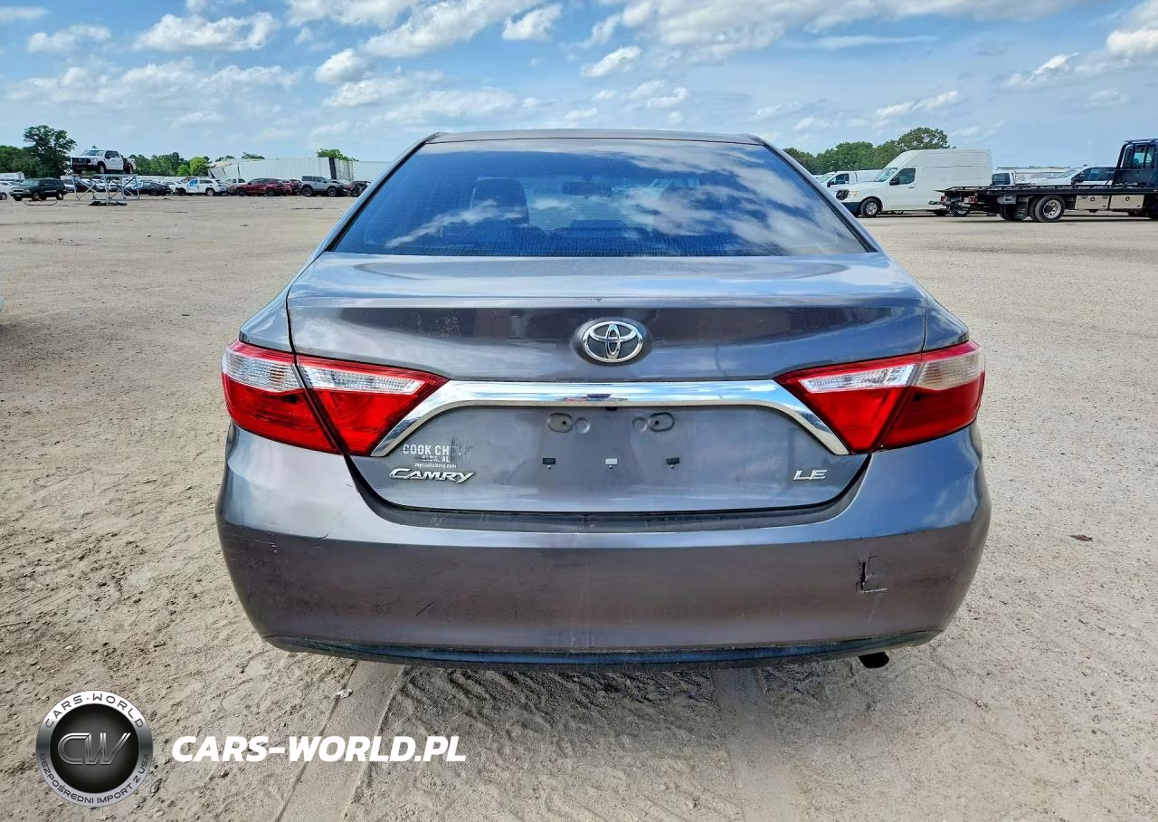 2016 Toyota Camry Le VIN:4T4BF1FK0GR559140 - 6