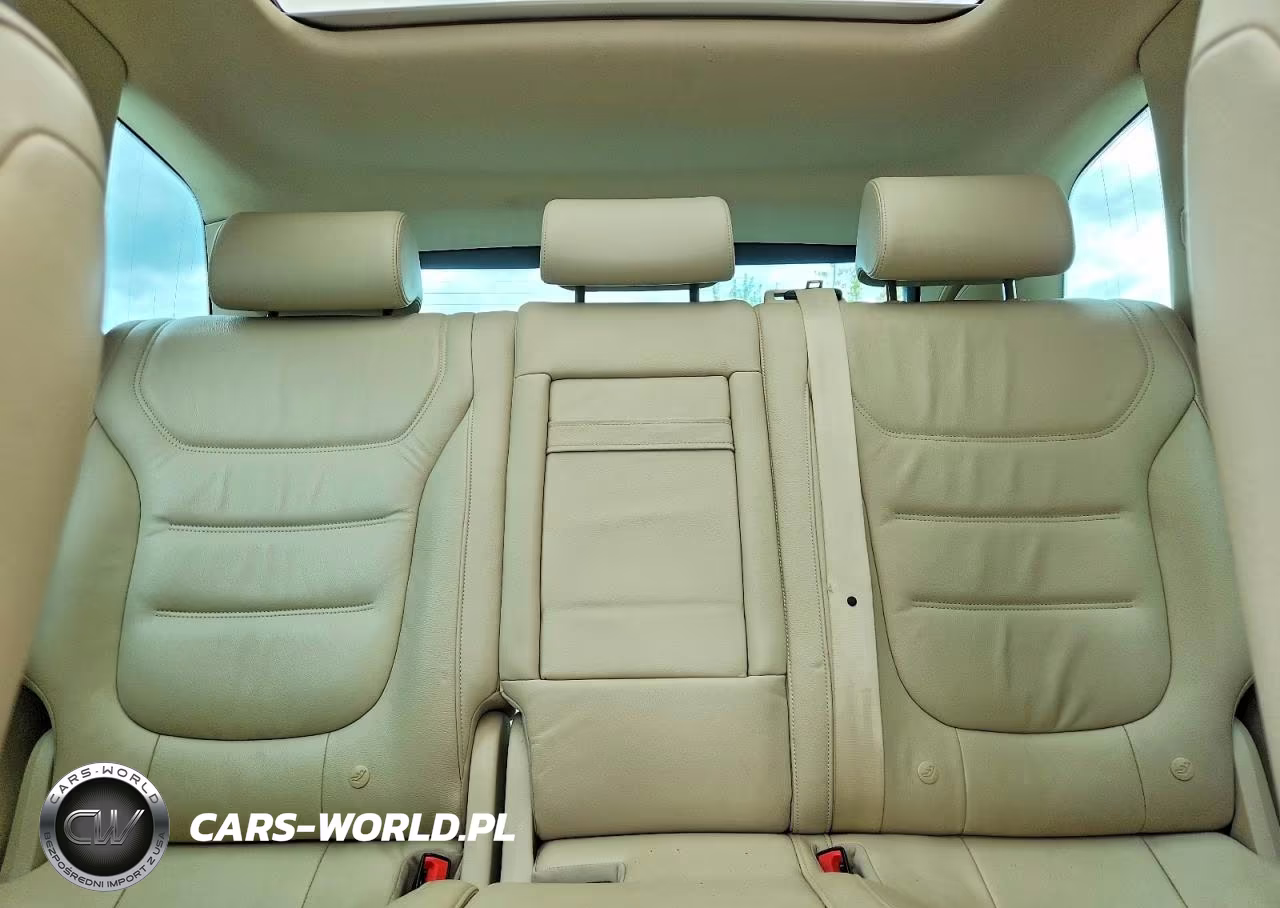 2015 Volkswagen Touareg V6 Tdi VIN:WVGEP9BP2FD003219 - 10