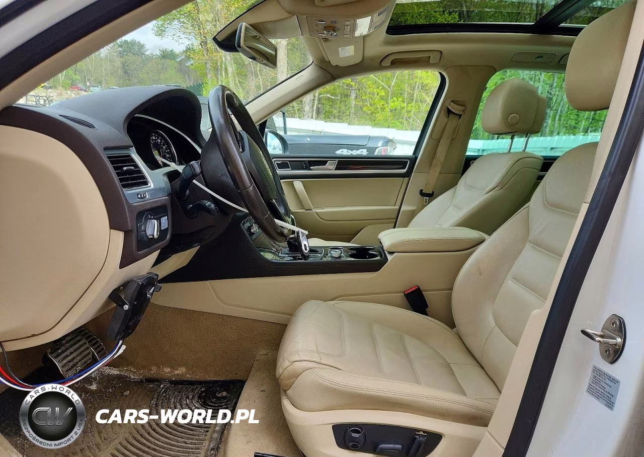 2015 Volkswagen Touareg V6 Tdi VIN:WVGEP9BP2FD003219 - 7