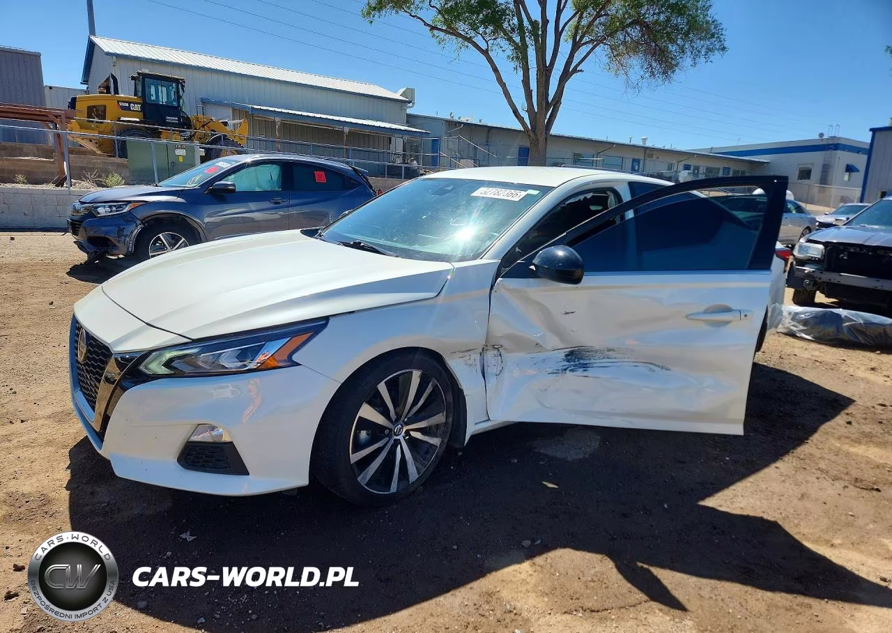 2020 Nissan Altima Sr – zdjęcie 1 z 12
