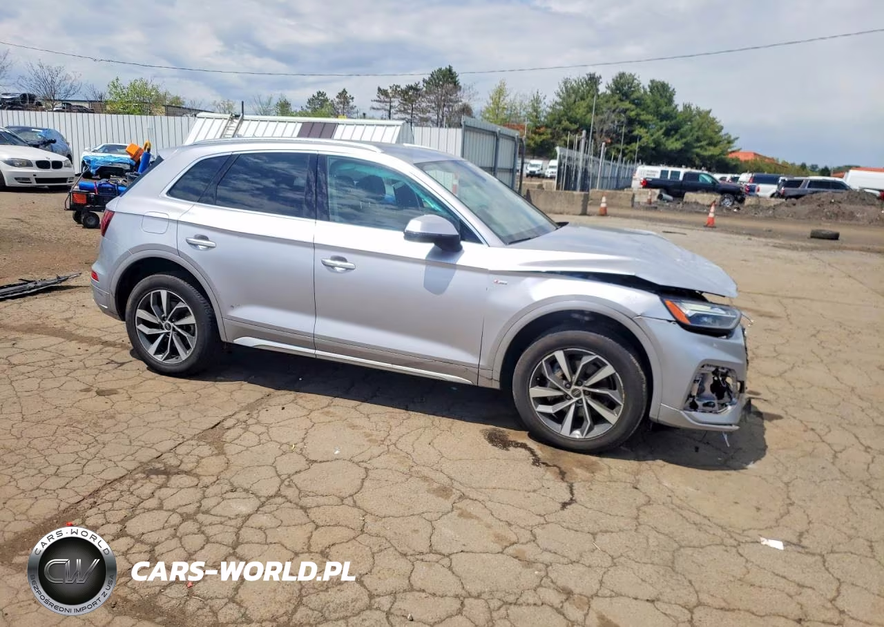2023 Audi Q5 Premium 45 VIN:WA1GAAFY5P2151116 - 4