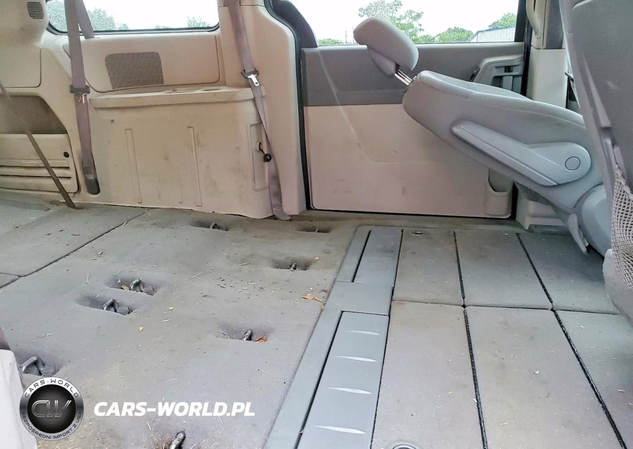 2010 Dodge Grand Caravan Se VIN:2D4RN4DE3AR326522 - 11
