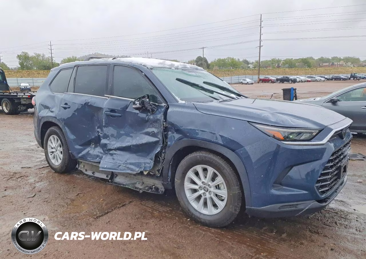 2024 Toyota Grand Highlander Xle VIN:5TDAAAB57RS008591 - 4