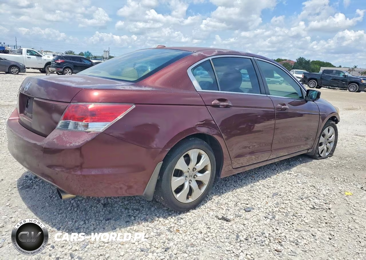2008 Honda Accord Exl VIN:JHMCP268X8C025112 - 3