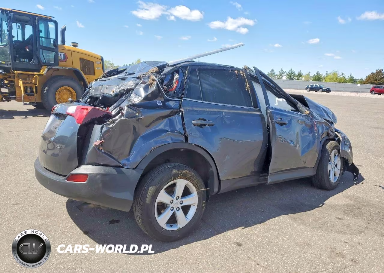 2014 Toyota Rav4 Xle VIN:JTMWFREV1ED039746 - 3