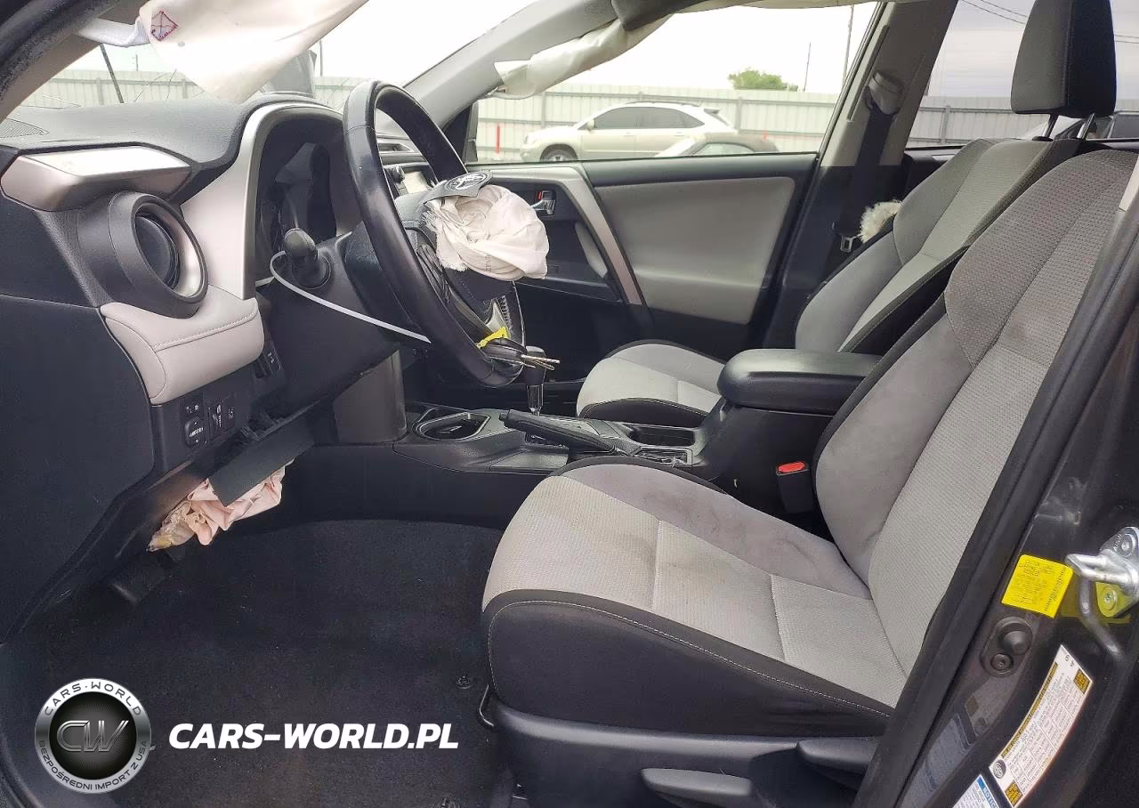 2017 Toyota Rav4 Xle VIN:JTMRFREV8HJ129852 - 7