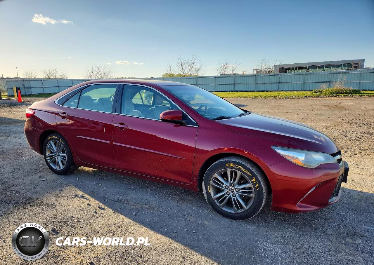 2015 Toyota Camry Se VIN:4T1BF1FK6FU901456 - 4
