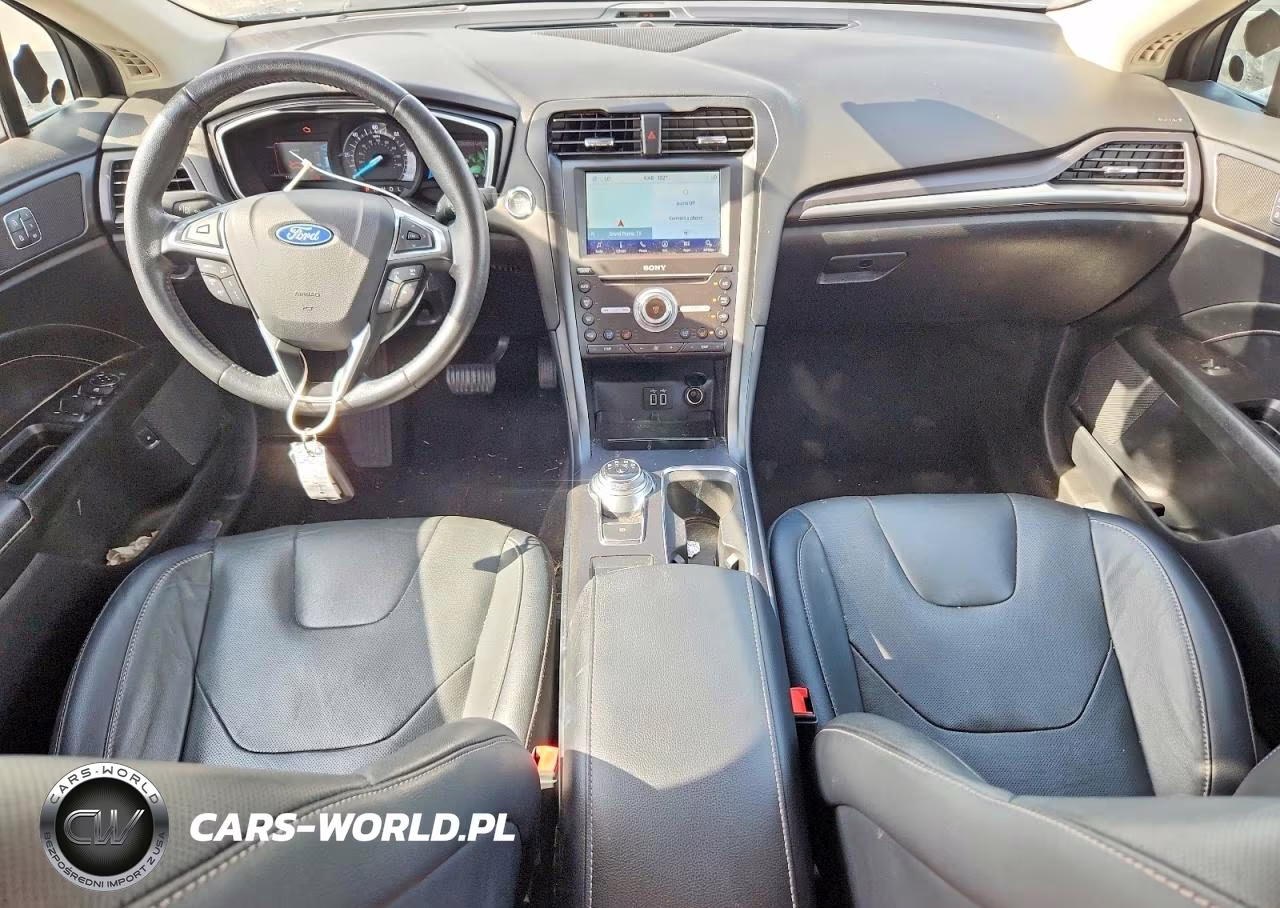 2019 Ford Fusion Titanium VIN:3FA6P0SU9KR157802 - 8