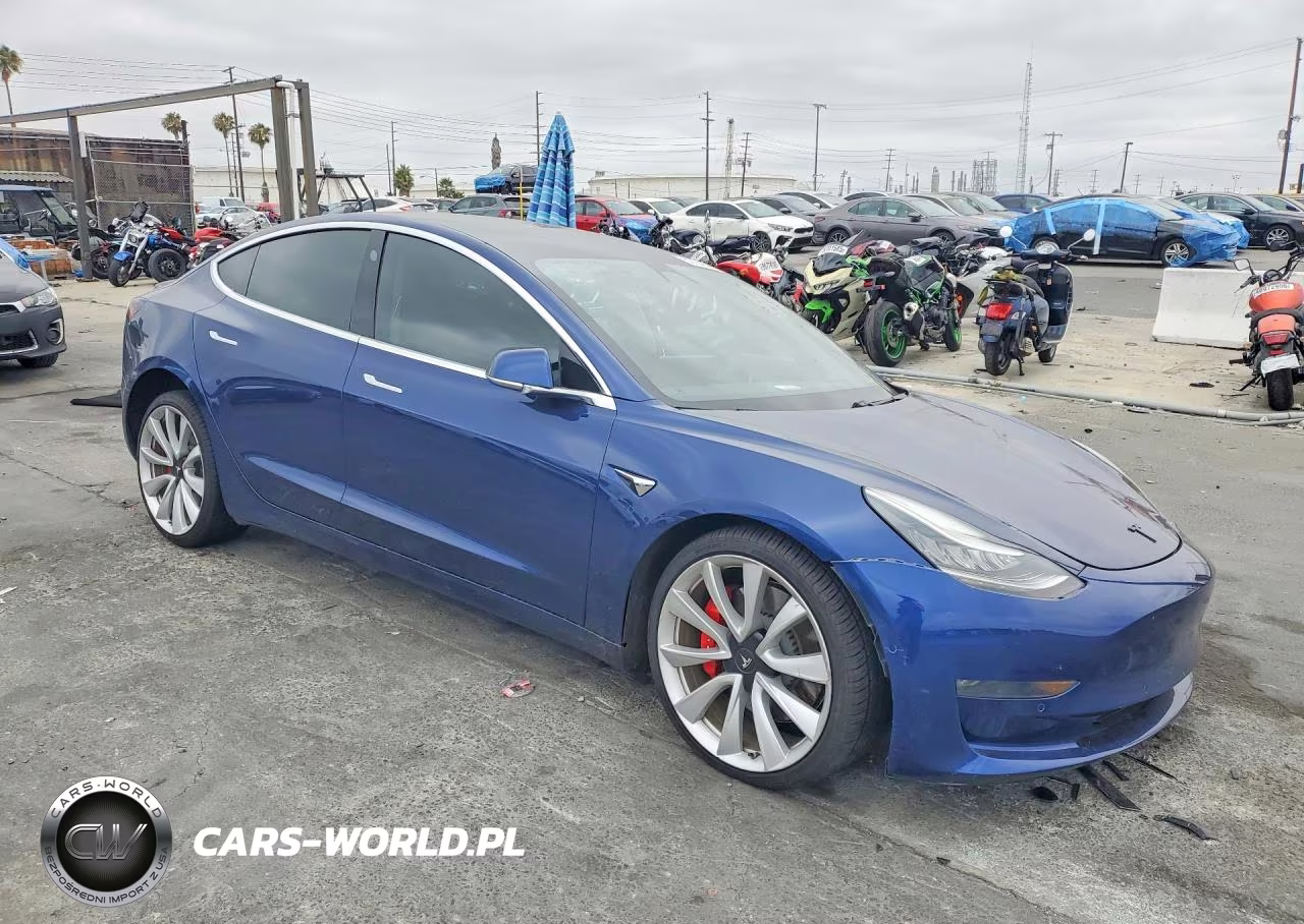 2019 Tesla Model 3 VIN:5YJ3E1EB6KF419876 - 4