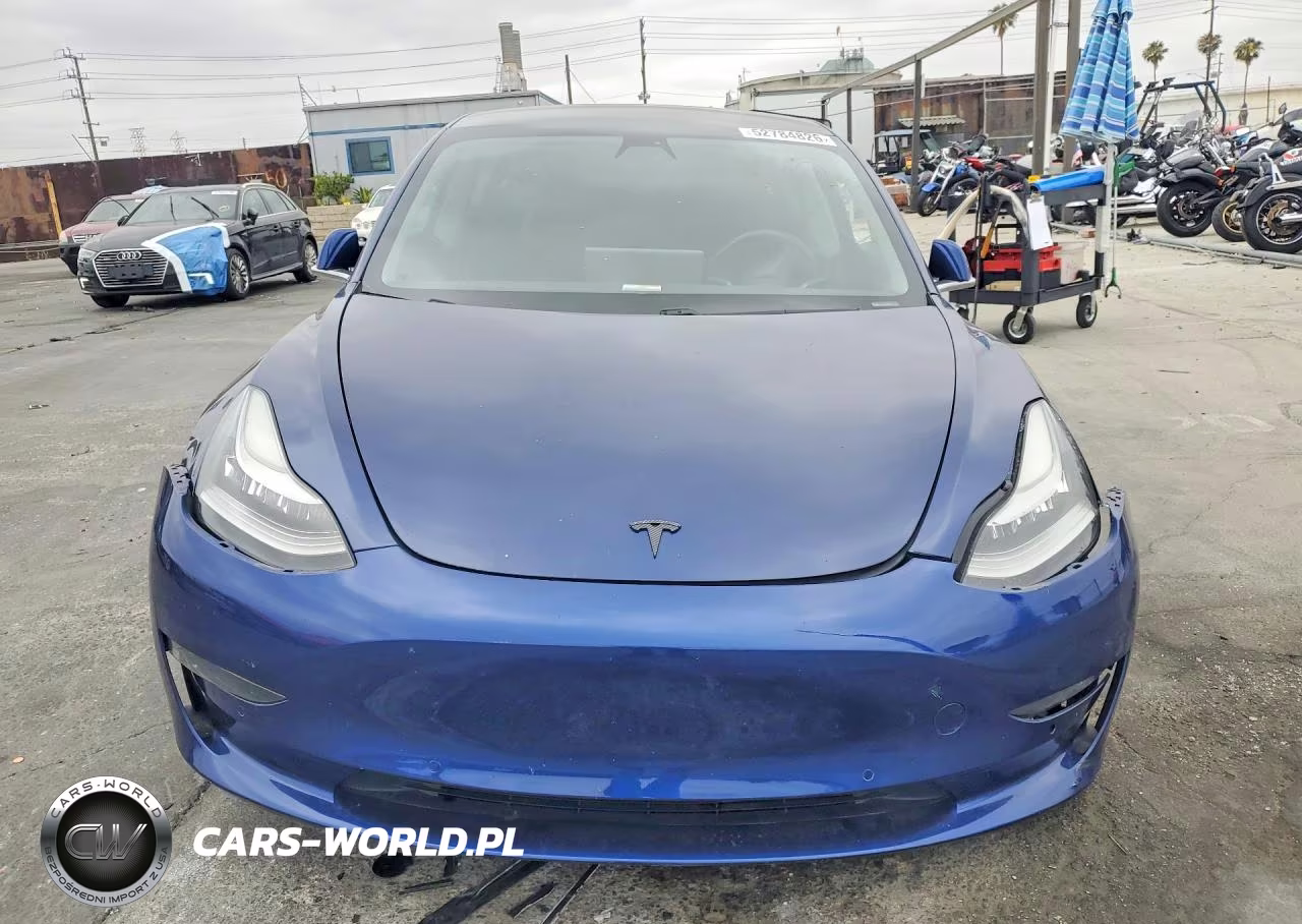 2019 Tesla Model 3 VIN:5YJ3E1EB6KF419876 - 5