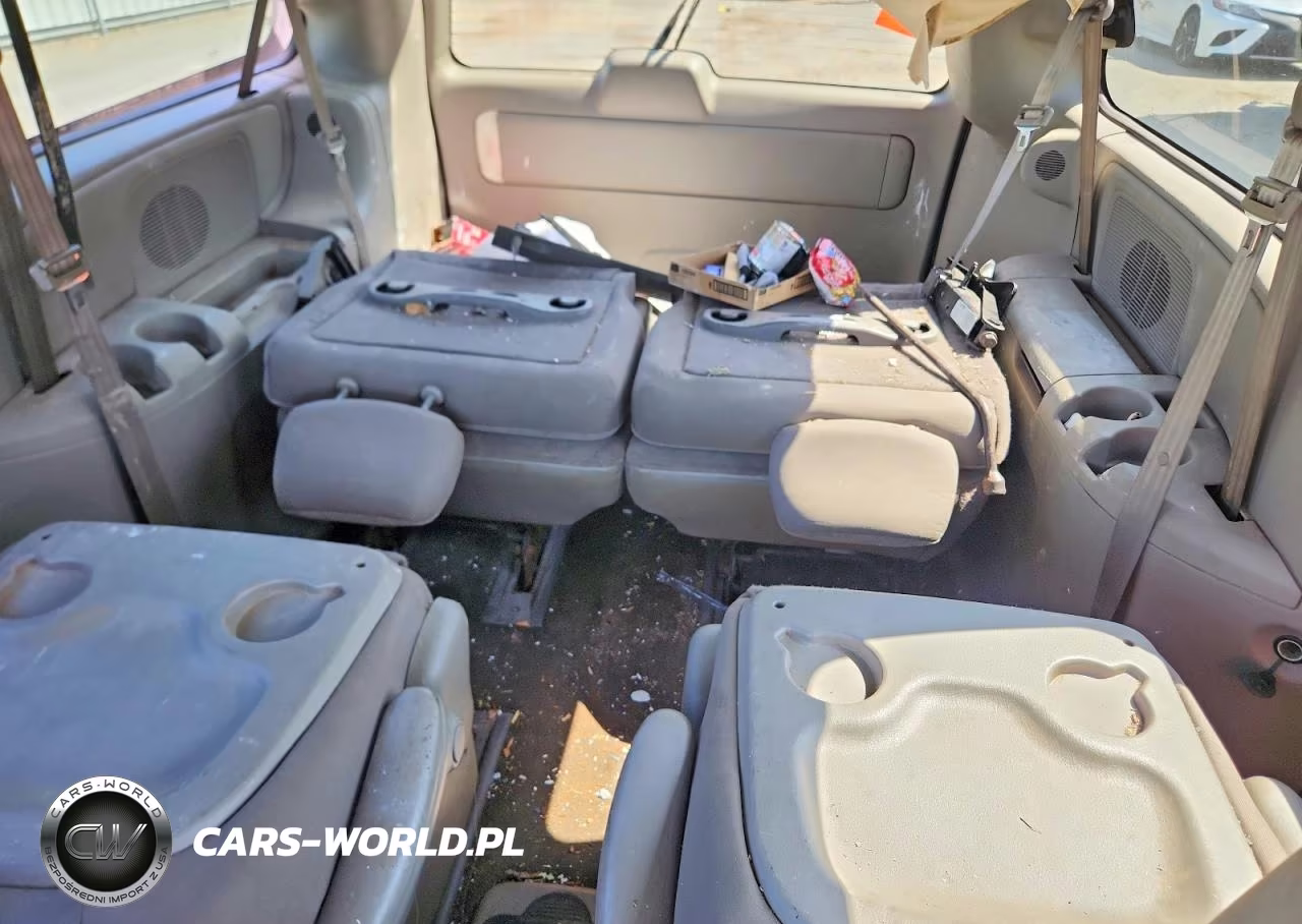 2003 Chrysler Town & Country Ex VIN:2C8GP74L13R209618 - 10