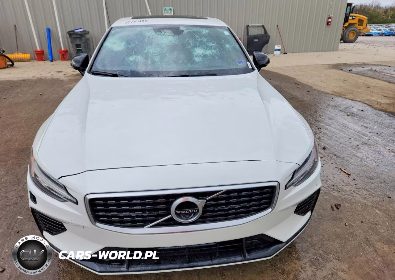 2019 Volvo S60 T8 R-Design VIN:7JRBR0FM2KG014177 - 5