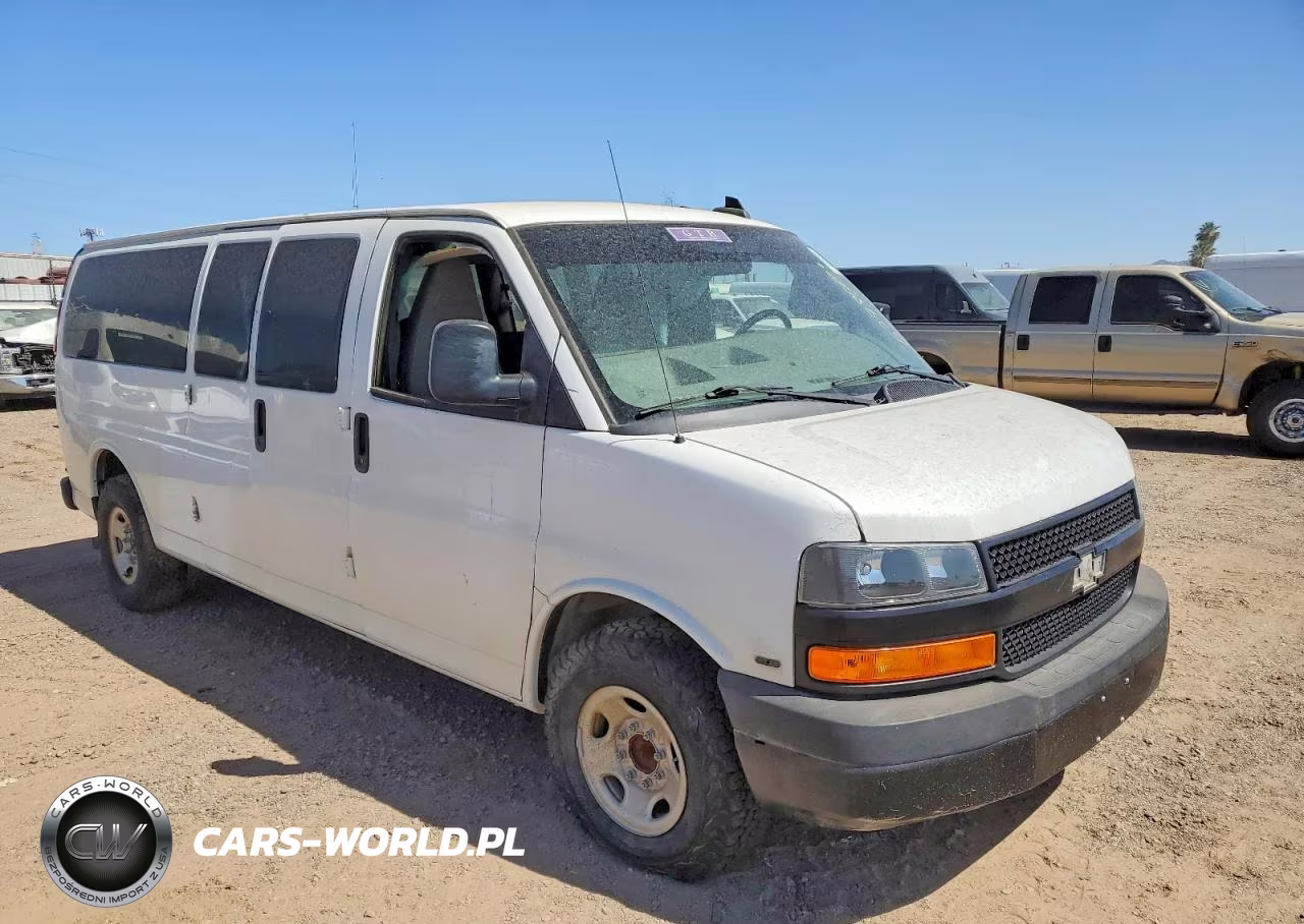 2020 Chevrolet Express G3500 Ls 6.0L V8 Passenger