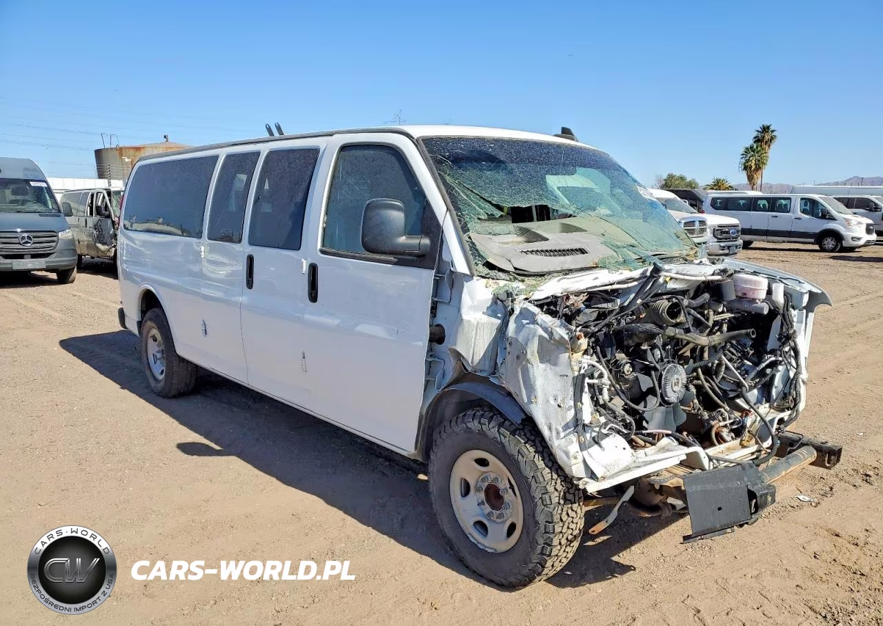 2020 Chevrolet Express G3500 Ls 6.0L V8 Passenger