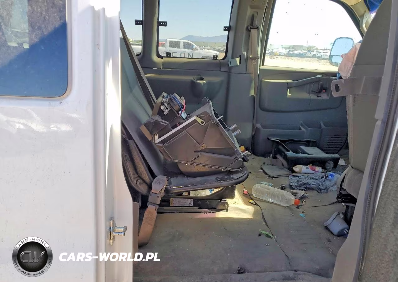2020 Chevrolet Express G3500 Ls 6.0L V8 Passenger VIN:1GAZGNFG7L1251187 - 6