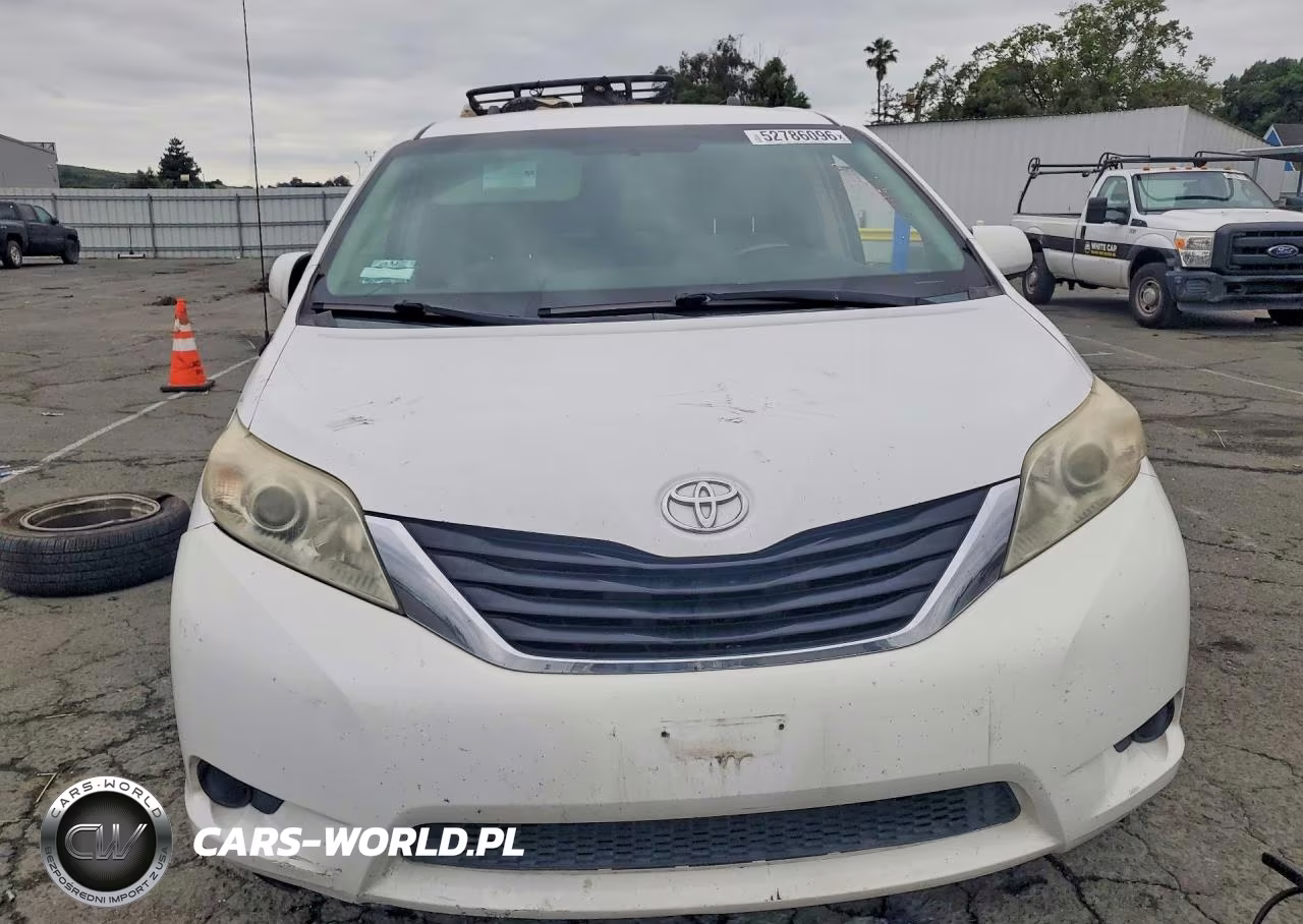 2012 Toyota Sienna Le 8-Passenger VIN:5TDKA3DC2CS015385 - 5