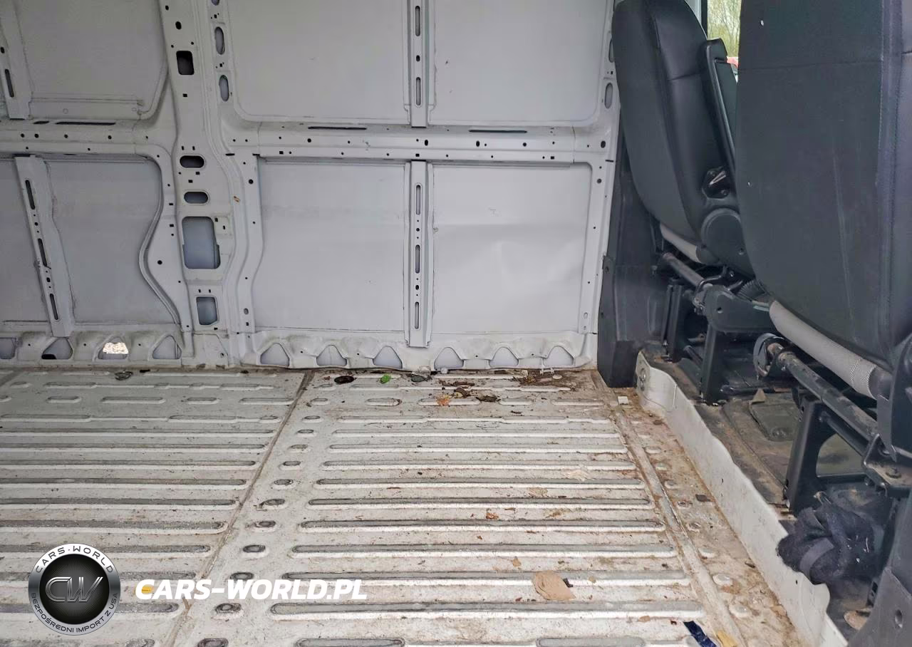 2025 Ram Promaster 2500 Delivery Van VIN:3C6LRVDG6SE512144 - 11