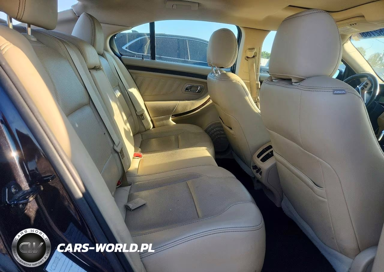 2019 Ford Taurus Limited VIN:1FAHP2F85KG118701 - 10