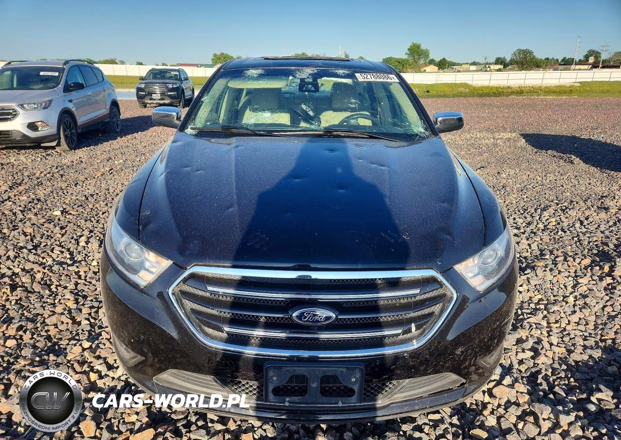 2019 Ford Taurus Limited VIN:1FAHP2F85KG118701 - 5