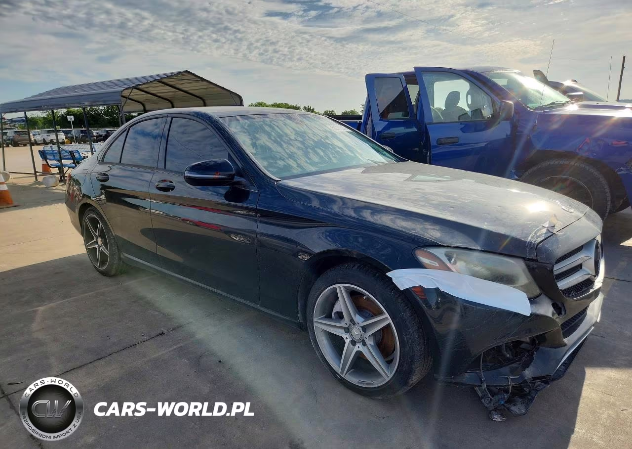 2016 Mercedes-Benz C 300 VIN:55SWF4JB9GU161330 - 4