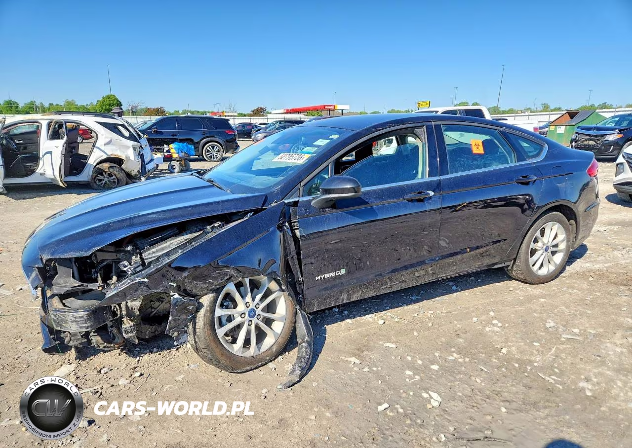2019 Ford Fusion Se – zdjęcie 1 z 12