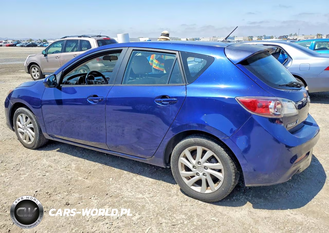 2012 Mazda 323 VIN:JM1BL1L7XC1534359 - 2